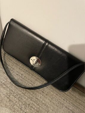 B. Bag Slim Clutch Shoulder Bag Black Practical Minimalist